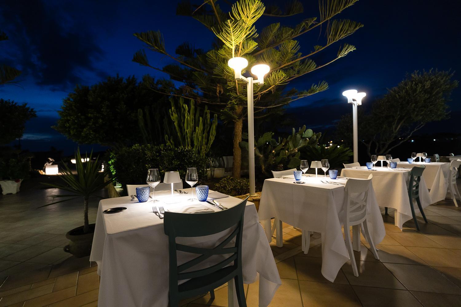 Hotel Cavalluccio Marino ランペドゥーザ エクステリア 写真